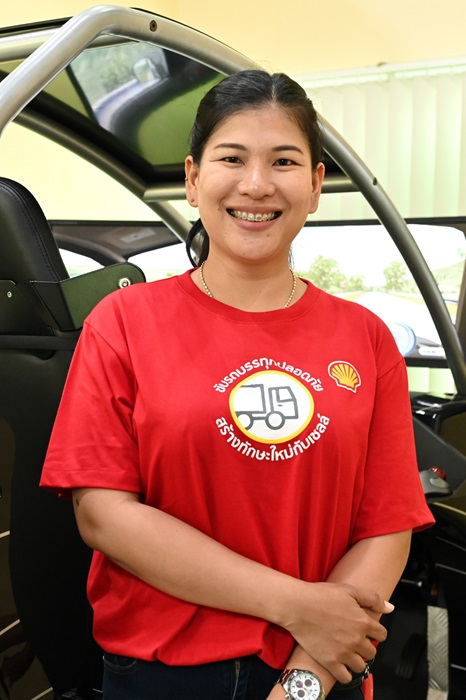 Shell_Road_Safety_12_Ms.-Orapan-_0.jpg